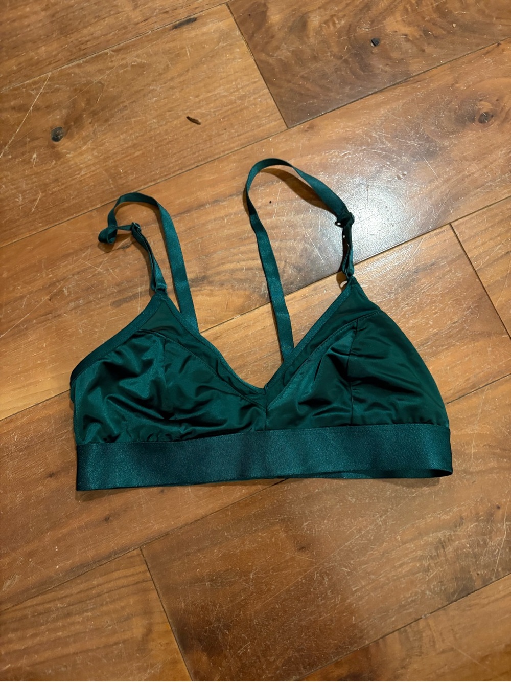 Auden Emerald Wireless Bralette with Adjustable Straps